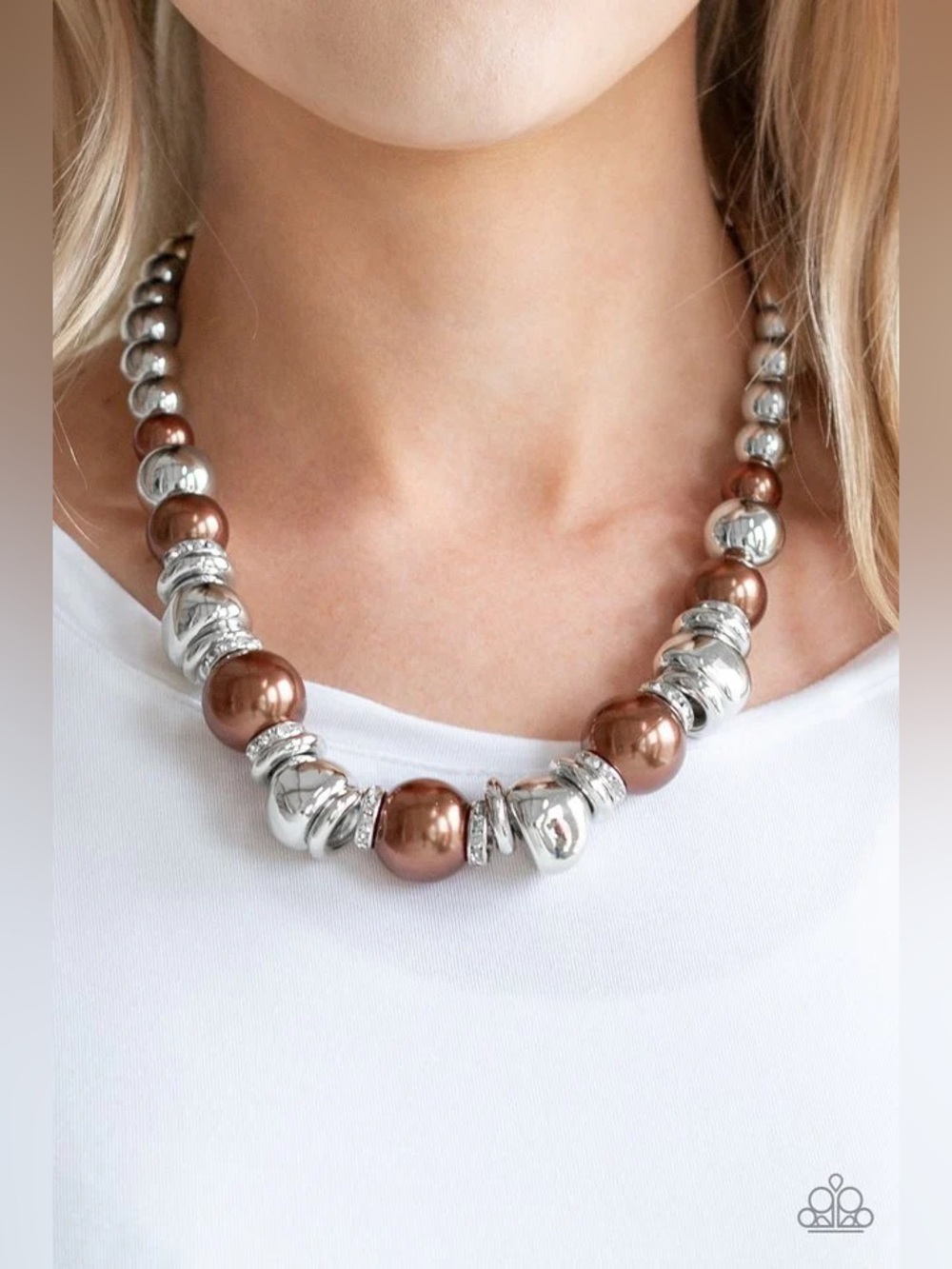 ❤️‍🔥5/$25❤️‍🔥 Hollywood HAUTE Spot Brown Necklace